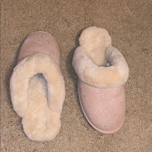 Baby Pink & Sparkly Slippers!!